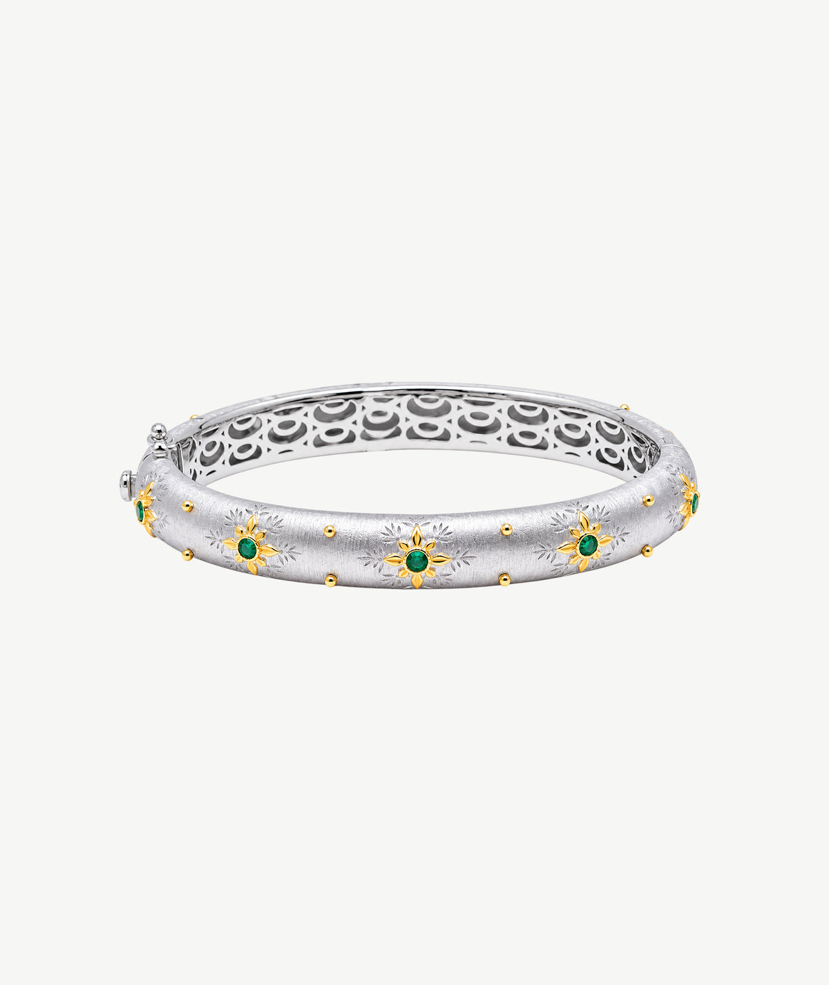 GREEN FLORAL SILVER BANGLE | سوار بانغل فضة بأحجار خضراء