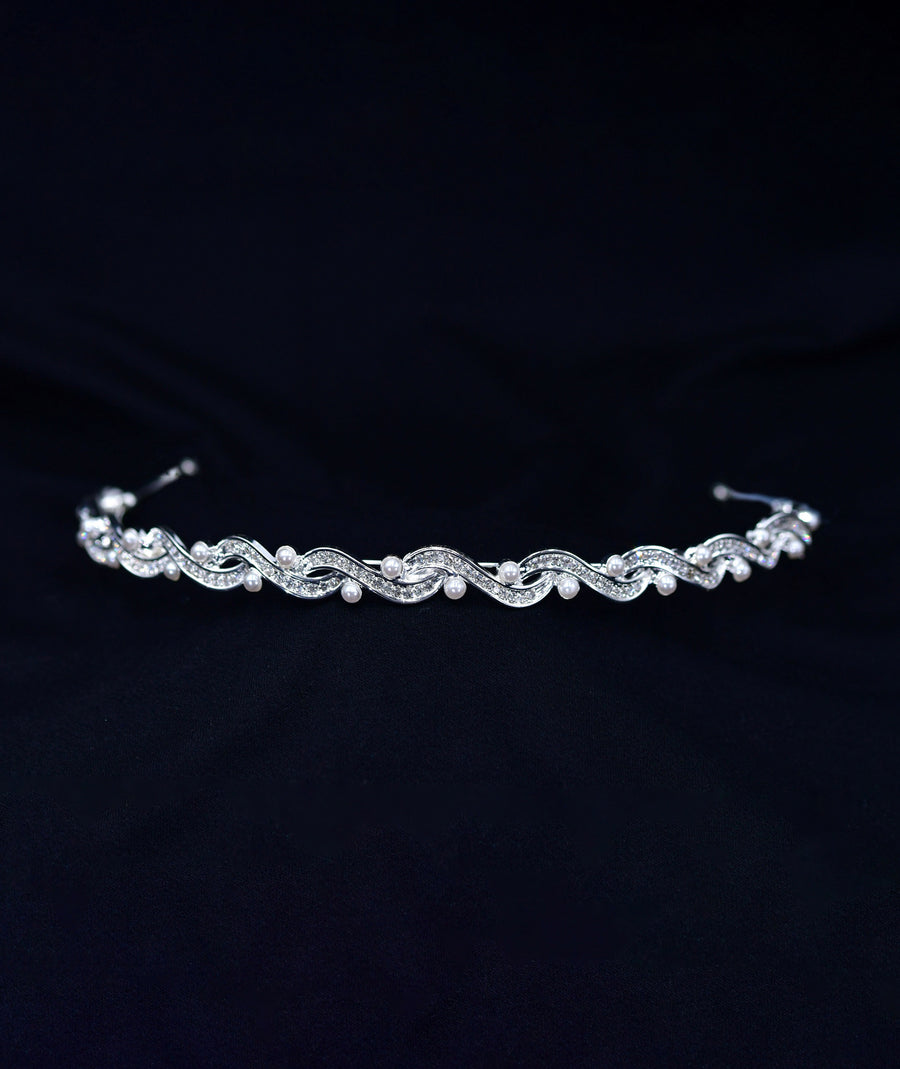 HANDMADE BRIDAL WEDDING HEADPIECE | قطعة شعر عرائسية يدوية