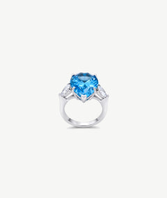 BLUE SILVER RING | خاتم فضة بحجر أزرق