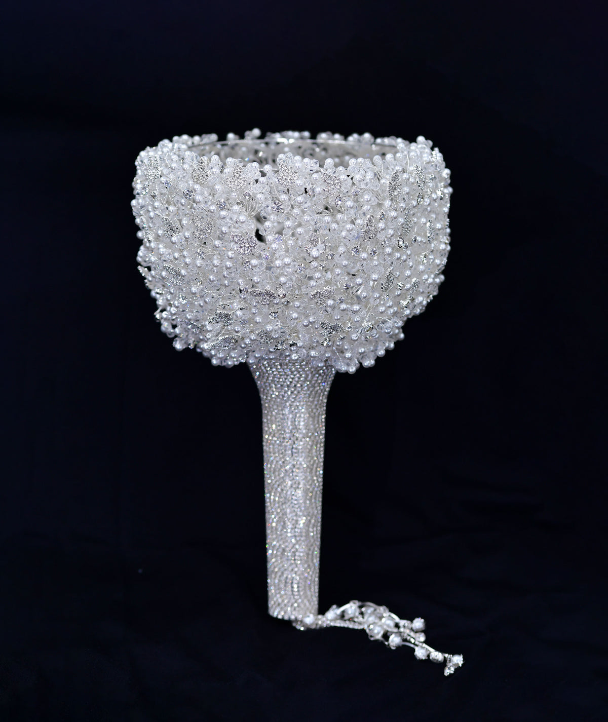 HANDMADE LUXURY BRIDAL FLOWER HOLDER | حامل زهور عرائسي فاخر مصنوع يدويًا