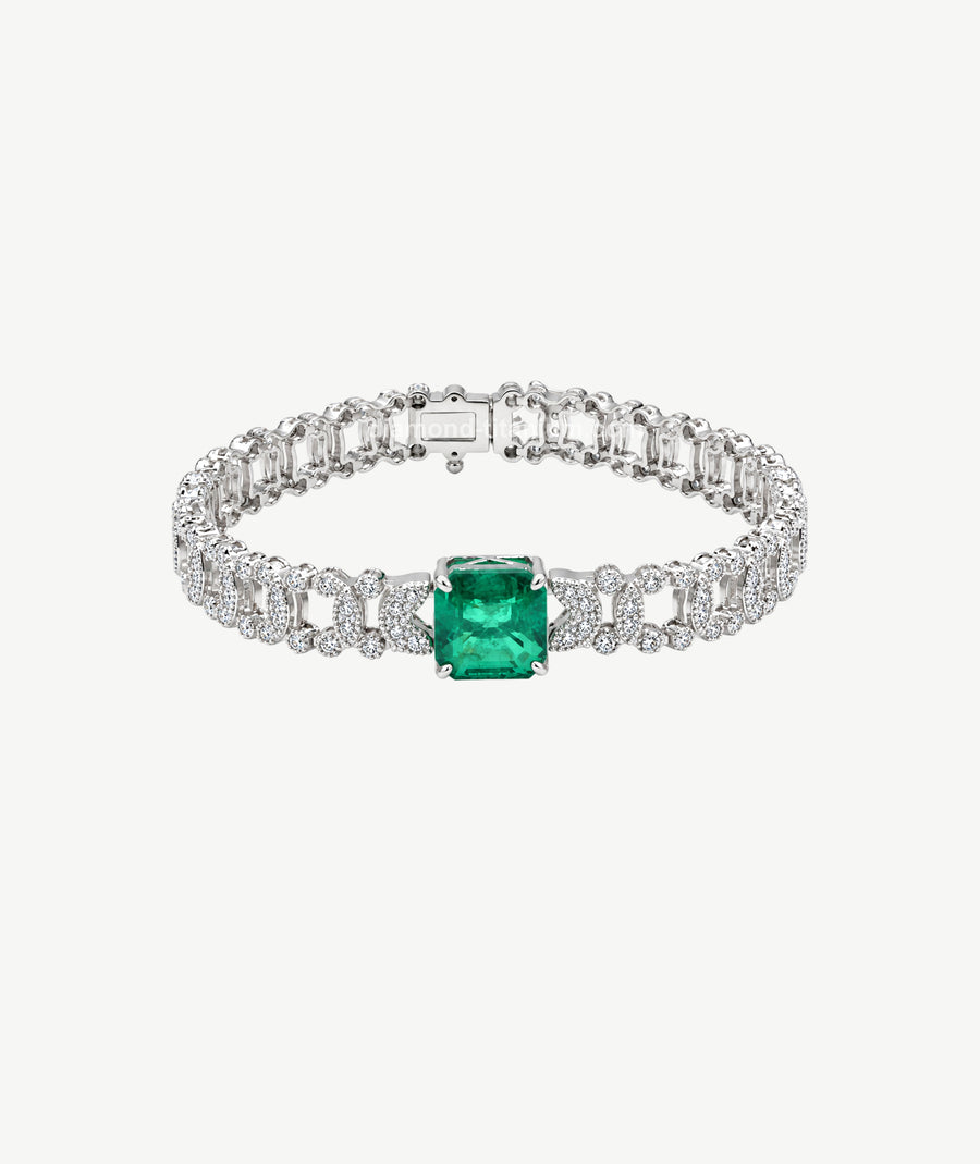 ELEGANT GREEN STONE SILVER BRACELET | سوار فضة أنيق بحجر أخضر