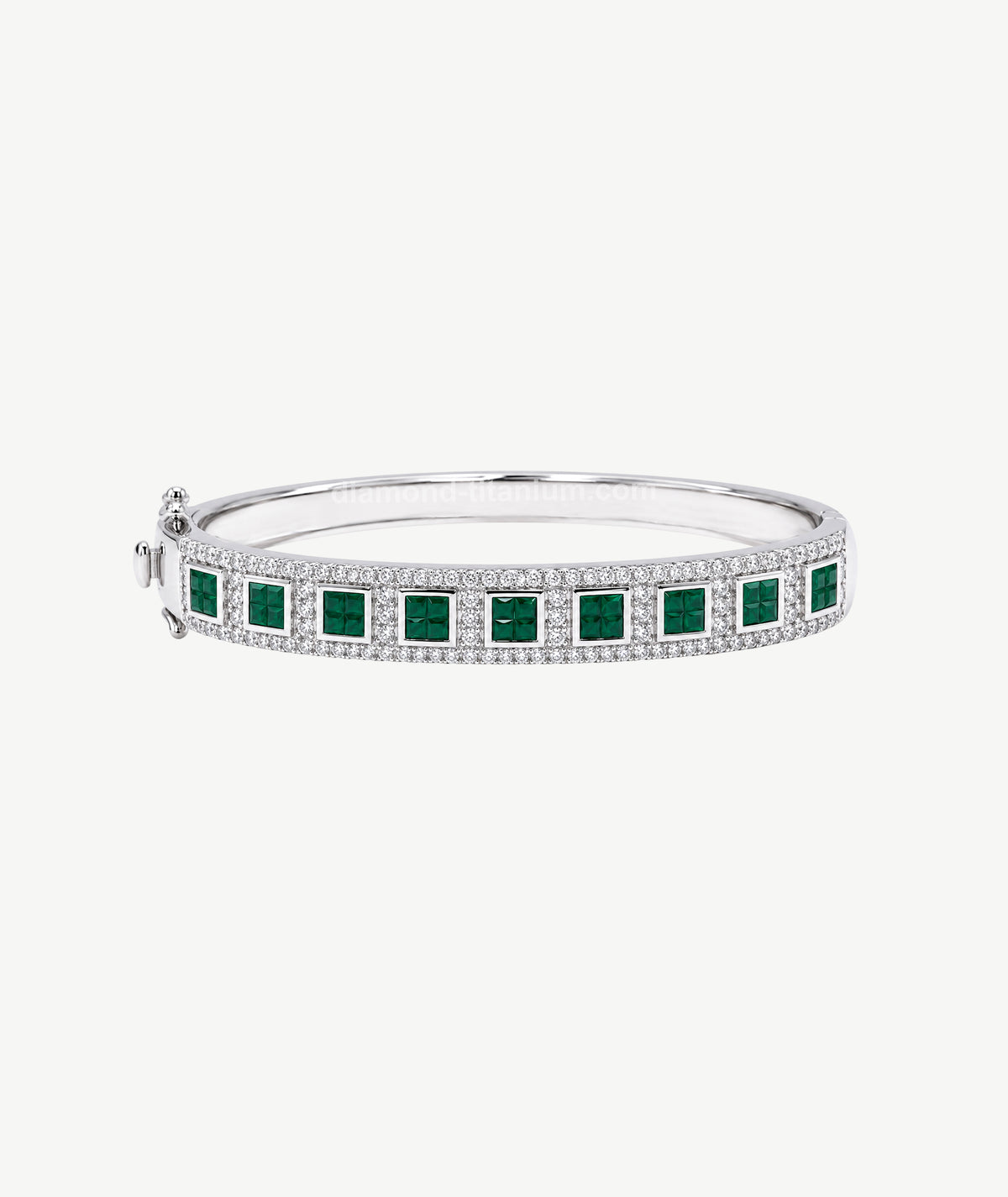 Luxury Silver Green Stone Bangle | إسورة فضة فاخرة بالأحجار الخضراء