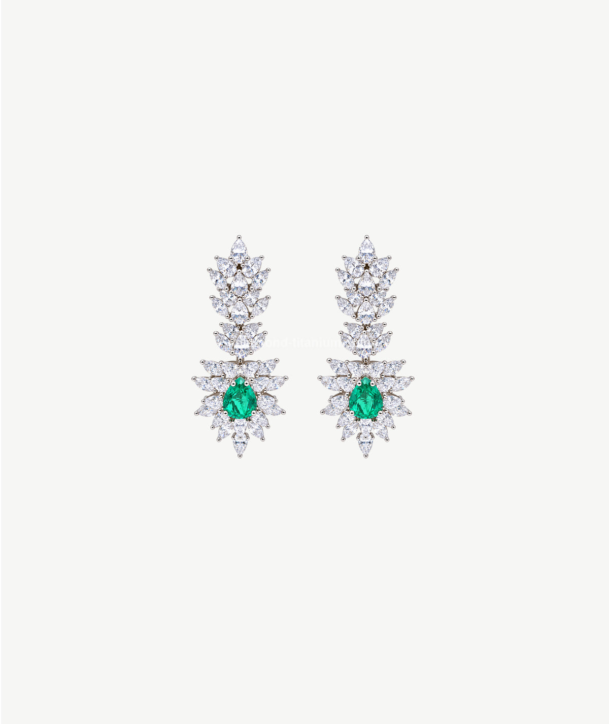 LUXURY GREEN PEAR STONE SILVER WEDDING EARRINGS | أقراط زفاف فضية فاخرة بحجر أخضر كمثري