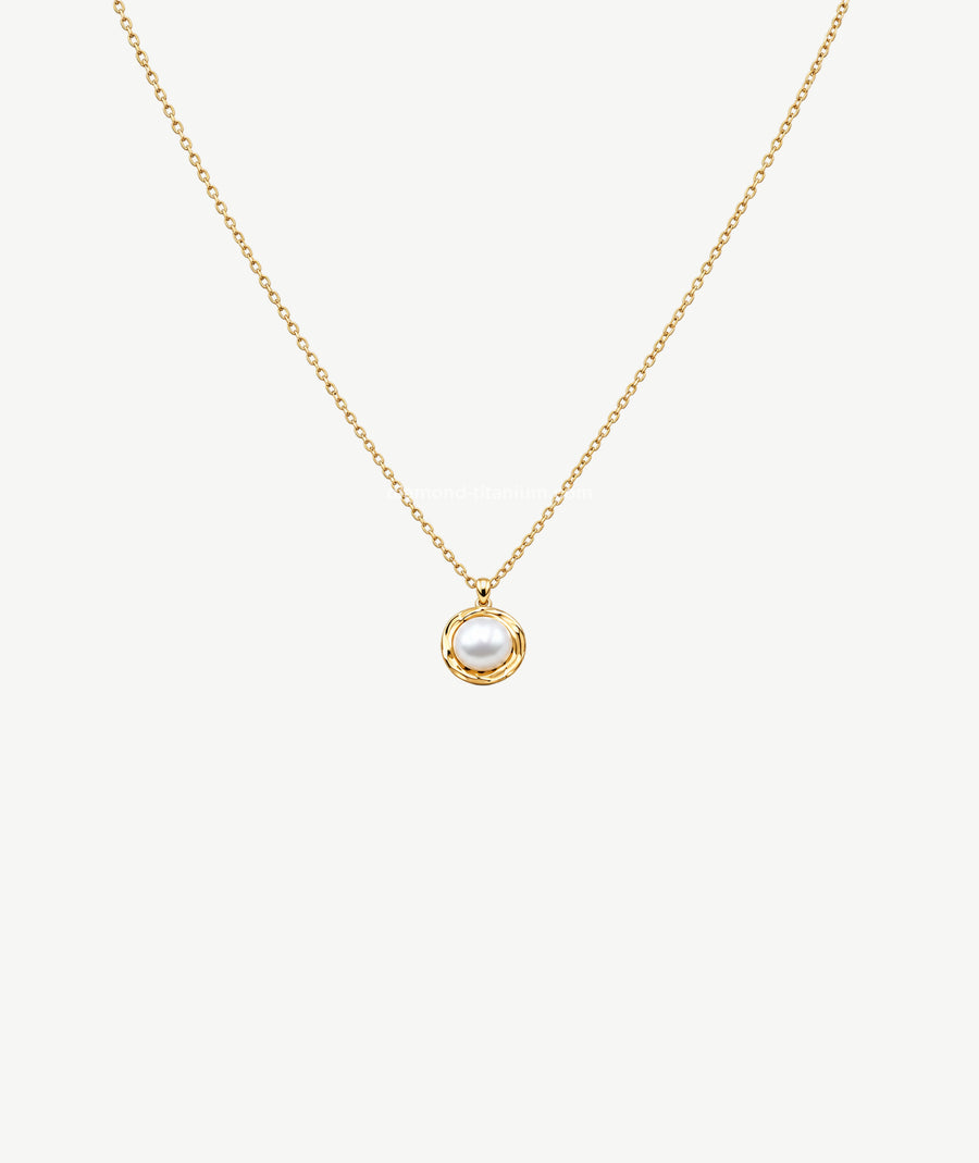 PEARL GOLD PLATED SILVER PENDANT NECKLACE | قلادة فضة مطلية بالذهب بتعليقة لؤلؤ