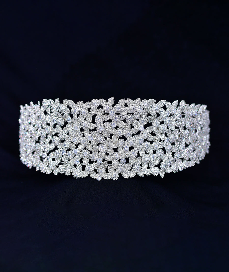 ELEGANT HANDMADE BRIDAL WEDDING HEADPIECE | قطعة شعر عرائسية أنيقة مصنوعة يدويًا