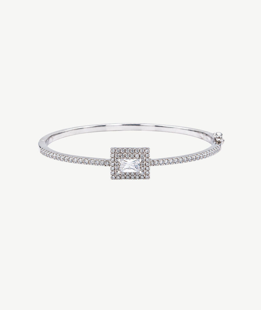 SQUARE HALO SILVER BANGLE | سوار فضة بتصميم مربع هالو
