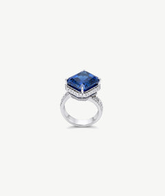 BLUE SQUARE SILVER RING | خاتم فضة بحجر أزرق مربع