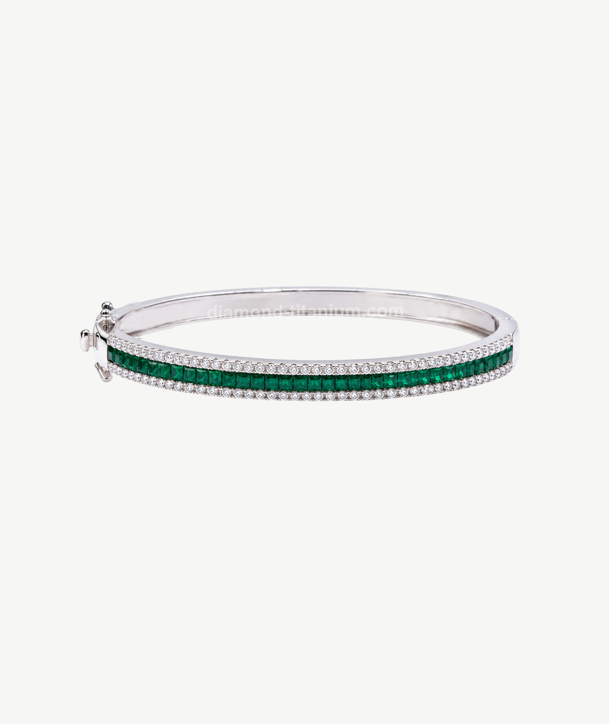 LUXURY GREEN STONE SILVER BANGLE | إسورة فضة فاخرة بالأحجار الخضراء